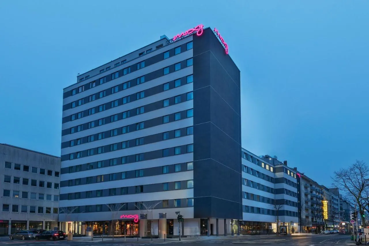 Moxy Duesseldorf City Tyskland